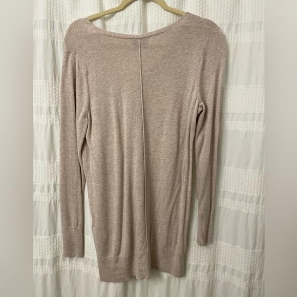 V-Neck Sweater Size M - Picture 2 of 2